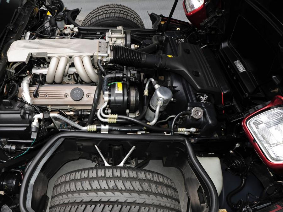  Chevrolet Corvette Convertible 1986 года  (фото 7 из 23)